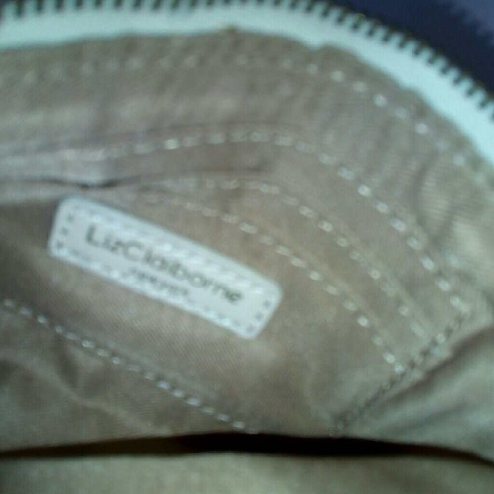 Liz Claiborne cluthes